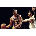 O Los Angeles Lakers é uma equipe de basquete profissional com sede em Los Angeles, Califórnia, que joga na Conferência Oeste da NBA. Fundado em 1947, o time foi liderado por lendas do basquete como Jerry West, Elgin Baylor, Wilt Chamberlain, Magic Johnson e Kareem Abdul-Jabbar, conquistando vários títulos da NBA nas décadas de 1970, 1980 e 2000. Com a chegada de Kobe Bryant e Shaquille O